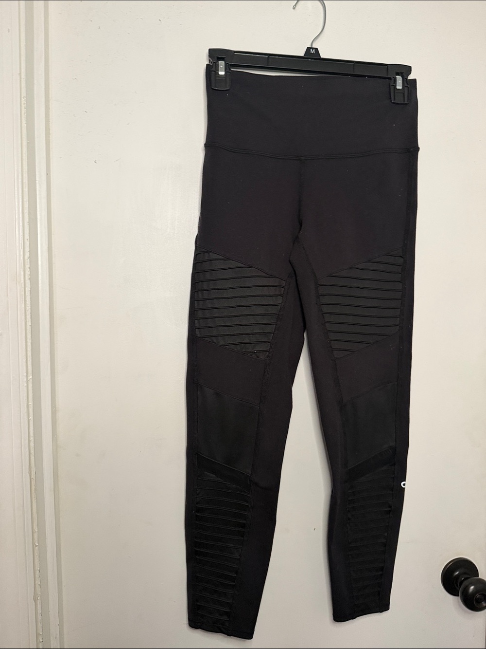 Alo Yoga High-Waist Moto Leggings Black Size Small RN 87370